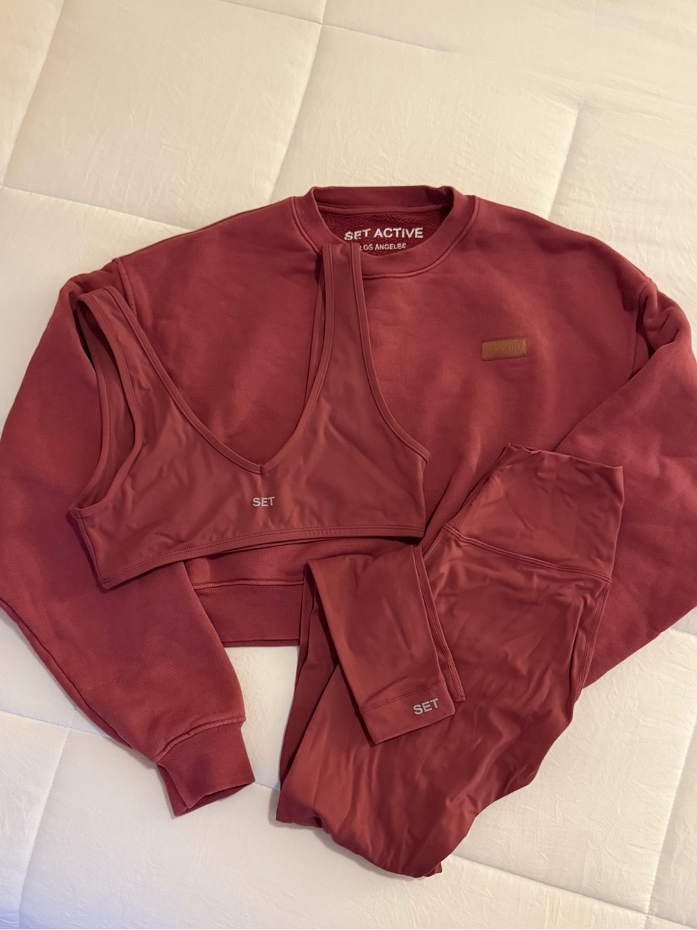 SET Active 3-Piece Set